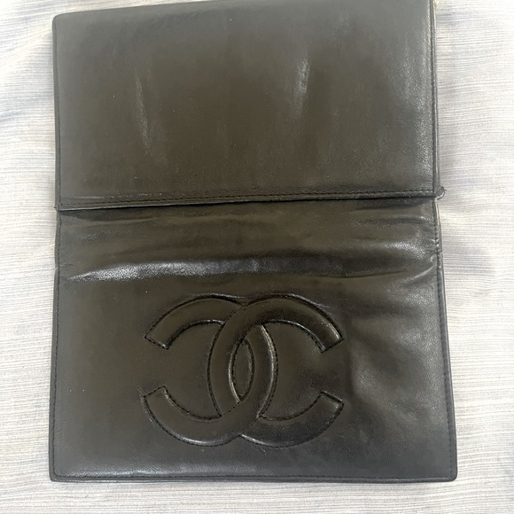 Vintage Chanel Wallet - Picture 2 of 6